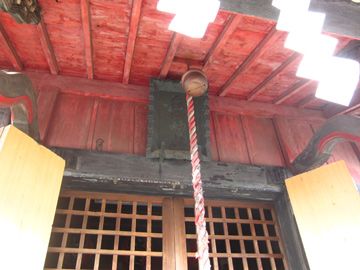 kn01_04tm.jpg