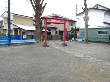 kn06_04tm.jpg
