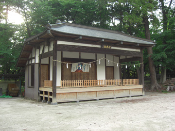 st108_05tm.jpg