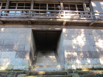 tg25_09tm.jpg