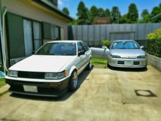 AE86とAE111