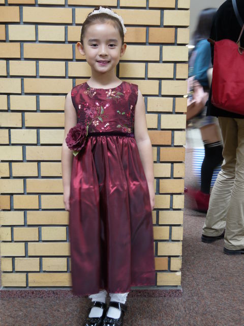12946333_2028504491_50large.jpg