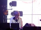VJ アニキ