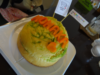 バースディケーキ