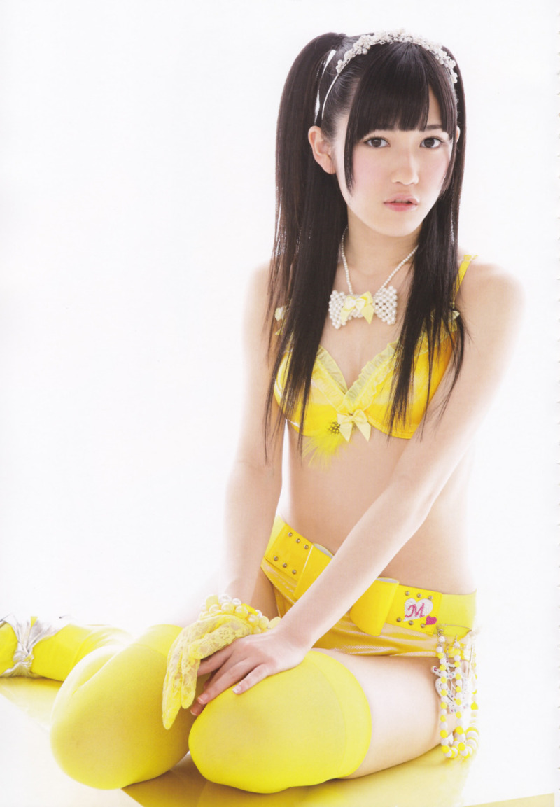 抜ける渡辺麻友 