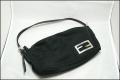 FENDI アクセサリーポーチ