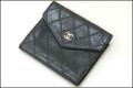 CHANEL 二つ折り財布