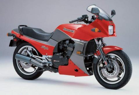 Kawasaki GPZ900R 84 1