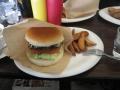 011ブルーチーズバーガーアボガドトッピング