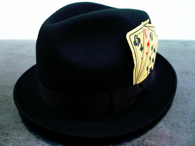 SOFTMACHINE THREE CARD HAT