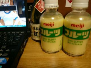 フルーツ牛乳