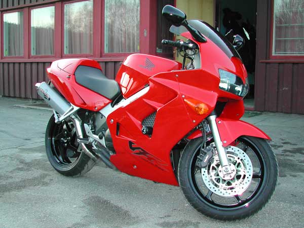 vfr_600.jpg
