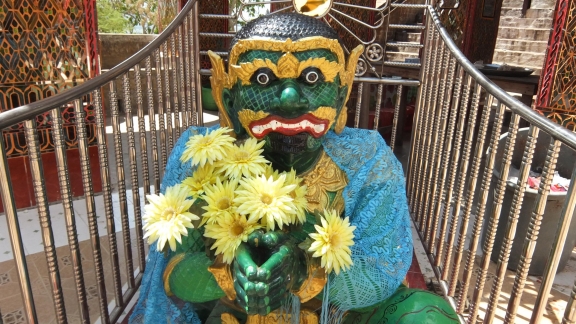 マンダレーヒル3