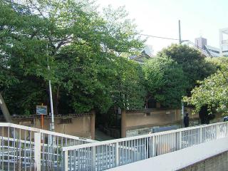 2004_1028_121905AA.jpg