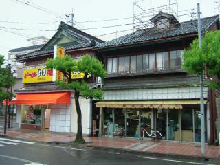 2006_0622_164647AA.jpg