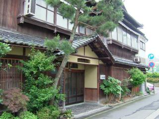 2006_0623_065646AA.jpg