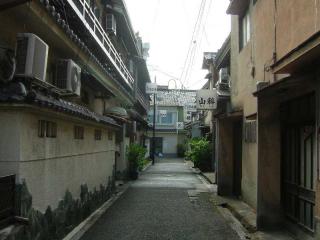 2006_0831_080055AA.jpg