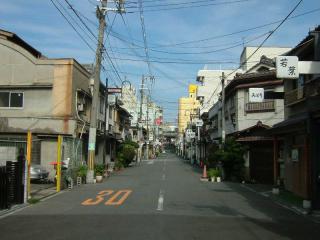 2006_0831_081951AA.jpg