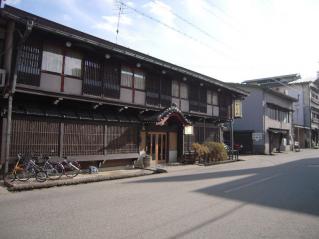 2009_1210_130458AA.jpg