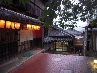 2010_0729_190344AA.jpg
