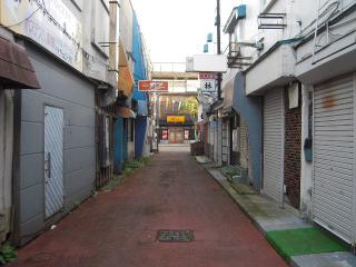 2011_0908_052040AA.jpg