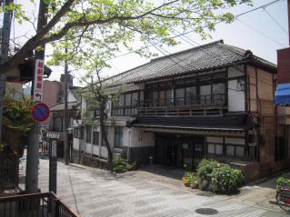 2012_0424_114344AA.jpg