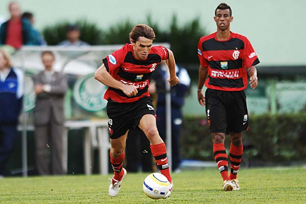 savio-leo-moura-flamengo-2006_20130318233812.jpg