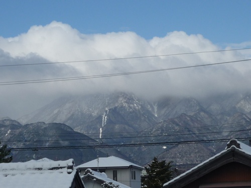 山は雪