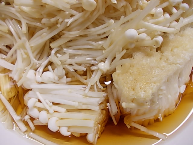 Enoki mushroom 20130212