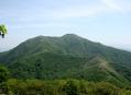 中蒜山から見る下蒜山