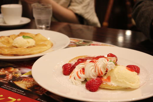パンケーキとりんごパイ