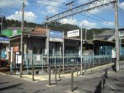 ひよどり越駅1