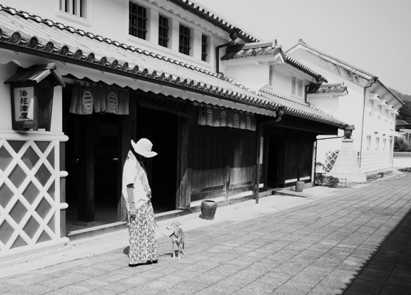 派手で浮かれポンチな格好をしていたワタシは、この場所に似合わなかったです・苦笑