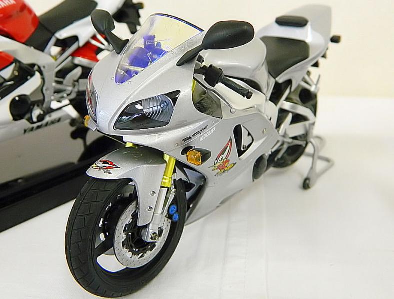 YZF-R1タイラレーシング