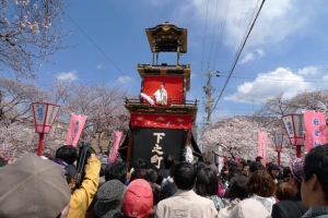 岩倉の山車