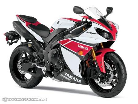 2012_YamahaR1_01.jpg
