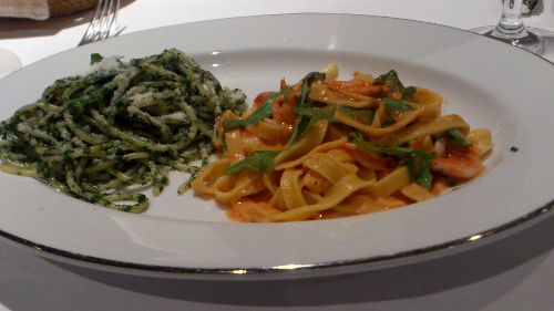 2013_05_11_パスタ赤