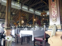 restaurant-at-kintamani-photo_1125823-770tall (1)
