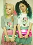 韓国ファッションi-SOOK撮影 舌出し CocoとMaya セクシー カメラ目線 モデル 高画質エロかわいい画像