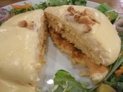 パンケーキママカフェVoiVoi(4種のチーズフォンデュ・パンケーキカット)