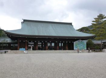 橿原神宮外拝殿