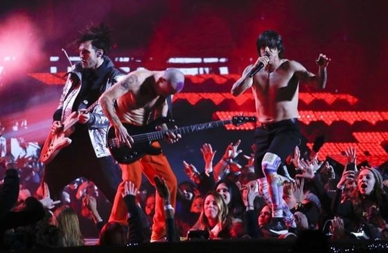 bruno mars Red Hot Chilli Peppers4