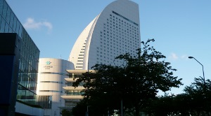 P1000183 (300x166)