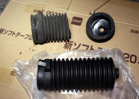 ラックブーツ交換