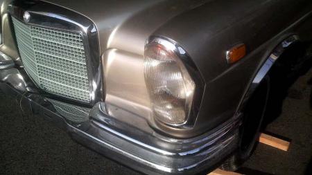 w111クーペ レストア ベンツ