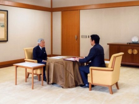 「内奏」の場面
