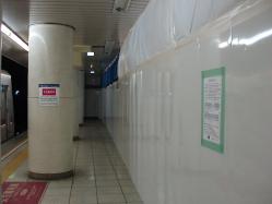 元D自販機前