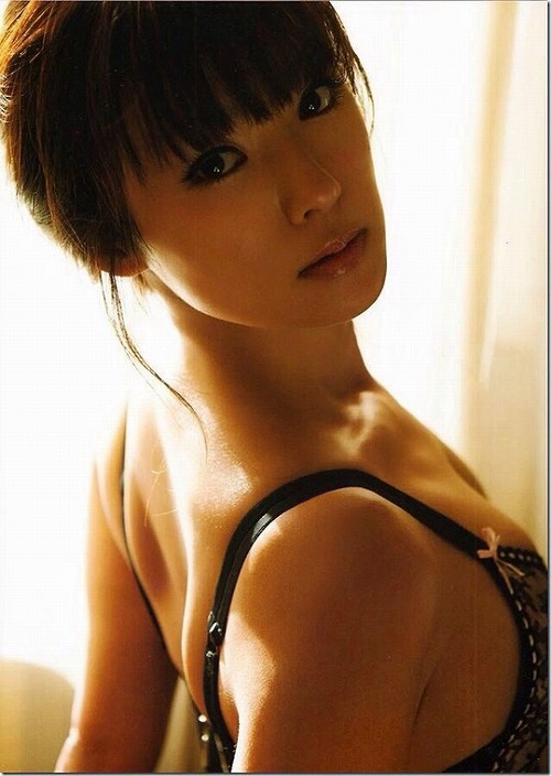 深田恭子水着おっぱい画像4a10