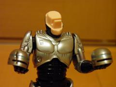 ロボコップ頭部交換