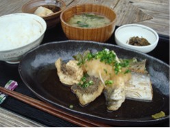 魚の唐揚定食